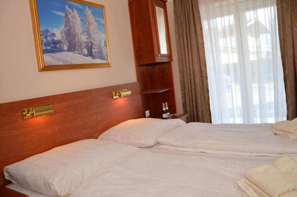 Private Room Pyrkerstrasse Bad Hofgastein Pokój zdjęcie